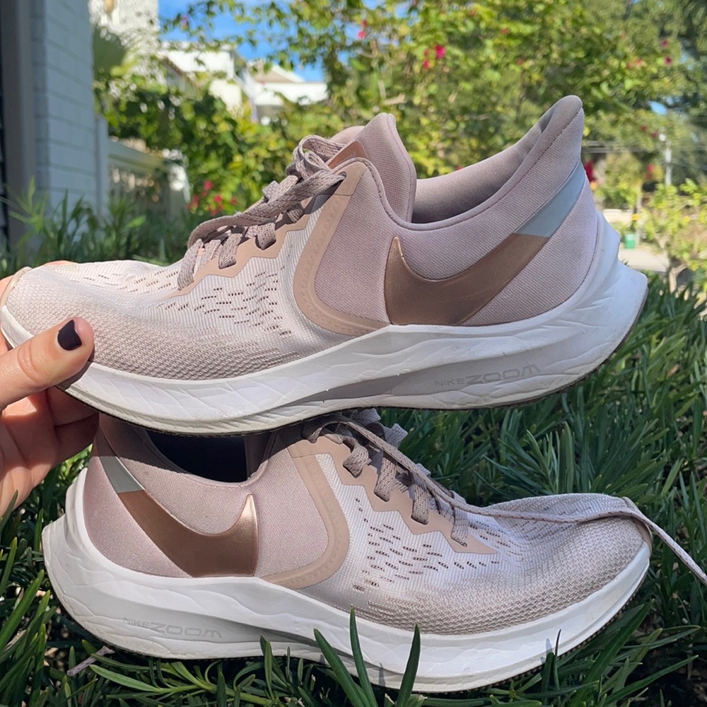 Nike Winflo 6 ROSE GOLD